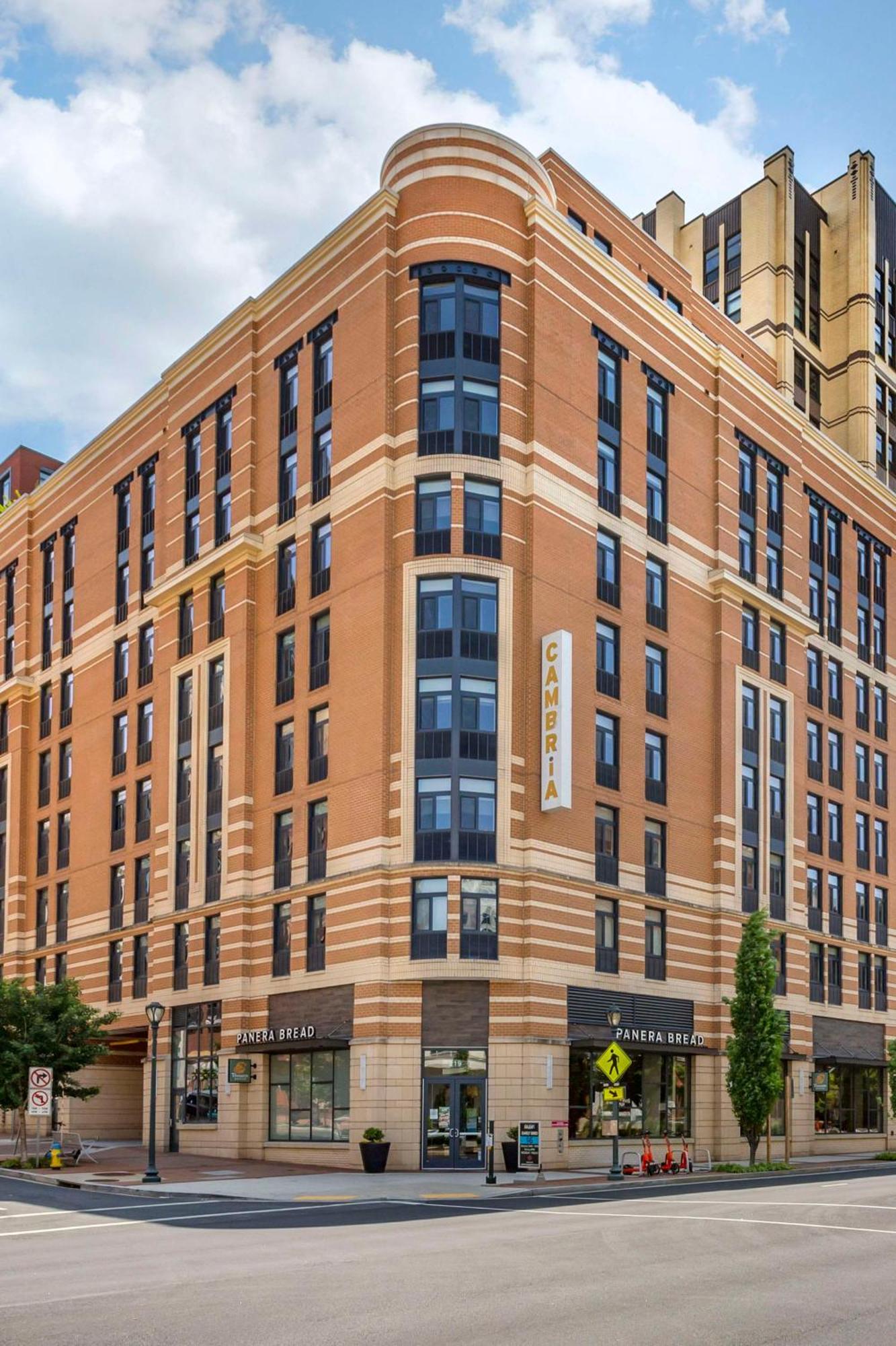 Cambria Hotel Rockville Esterno foto